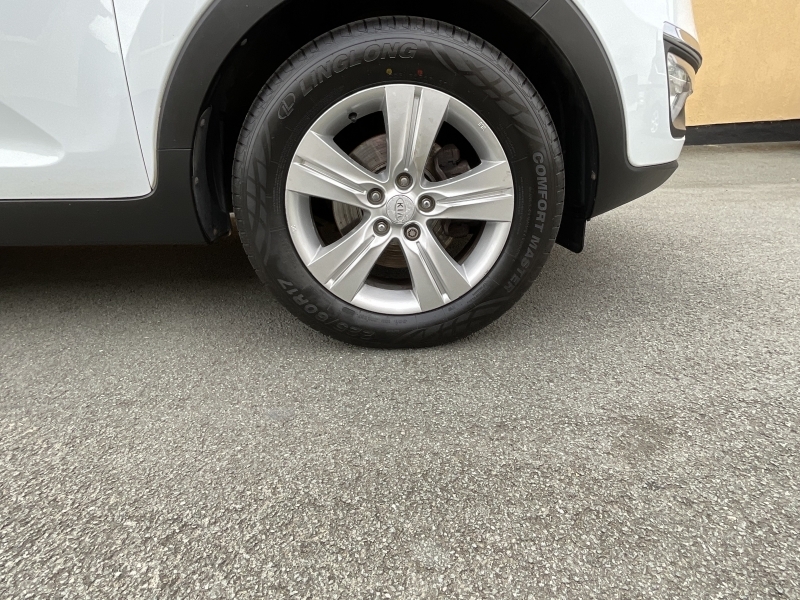 Kia Sportage 2 White #4
