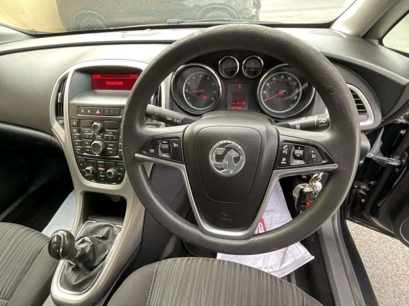 Vauxhall Astra 1.7 Cdti 16V Ecoflex Exclusiv Black #12