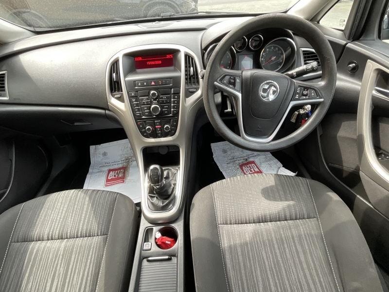 Vauxhall Astra 1.7 Cdti 16V Ecoflex Exclusiv Black #15