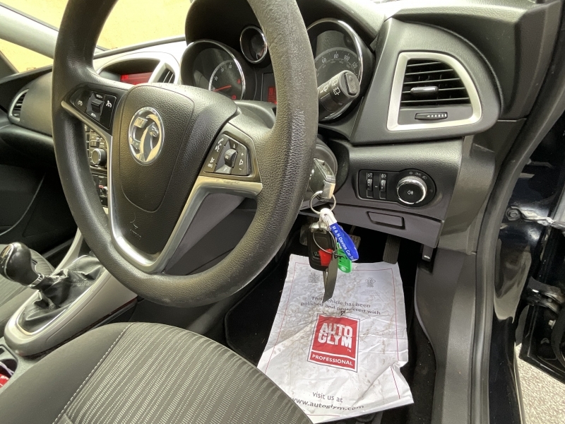 Vauxhall Astra 1.7 Cdti 16V Ecoflex Exclusiv Black #13