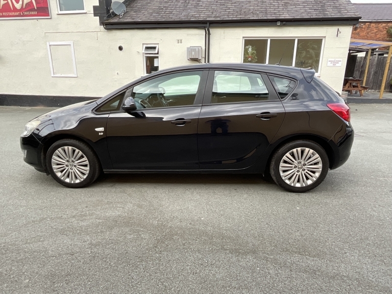 Vauxhall Astra 1.7 Cdti 16V Ecoflex Exclusiv Black #22