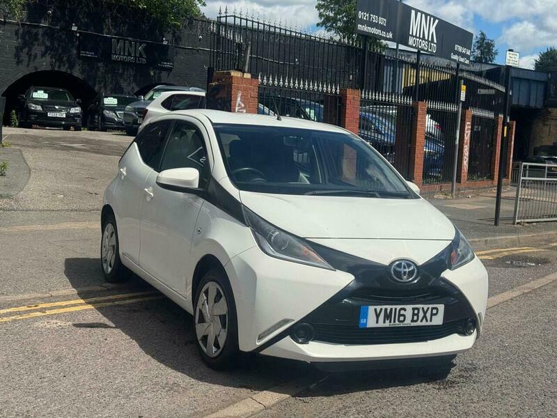 Toyota Aygo 1.0 Vvt-i X-play Euro White #4