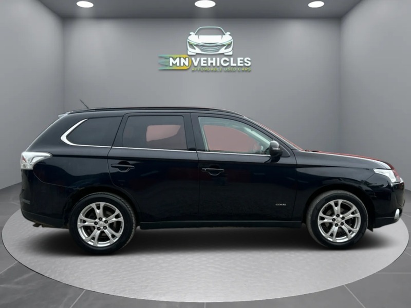 Mitsubishi Outlander Di-d Gx 4 Black #4