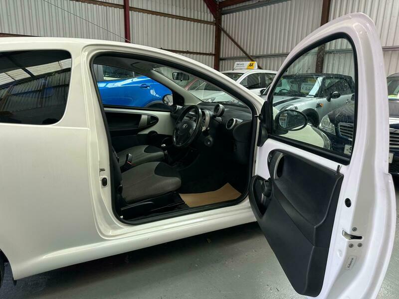 Toyota Aygo 1.0 Vvt-i Ice Multimode Eu White #9