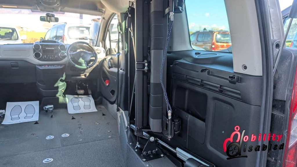 Citroen Berlingo Diesel Silver #4