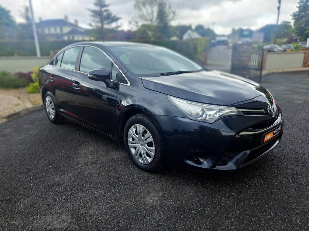 Toyota Avensis 1.6D Active Grey