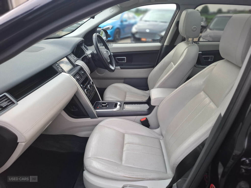 Land Rover Discovery Sport Ed4 Se Tech Black #12
