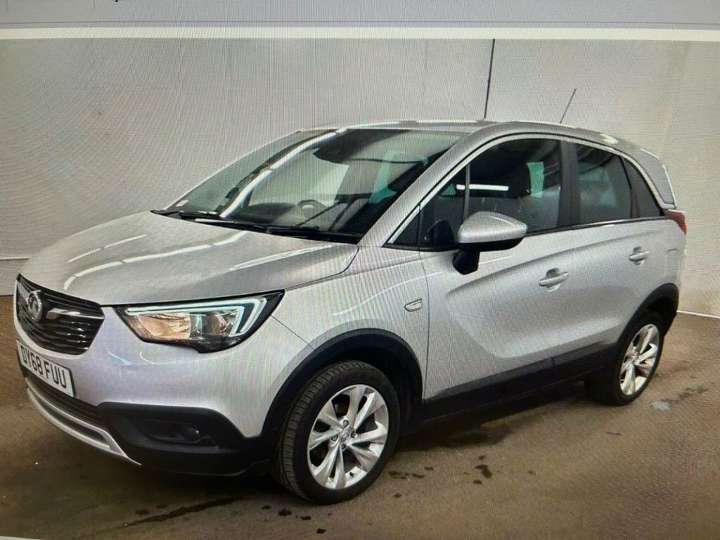 Vauxhall Crossland X 1.5L Tech Line Nav Silver #2