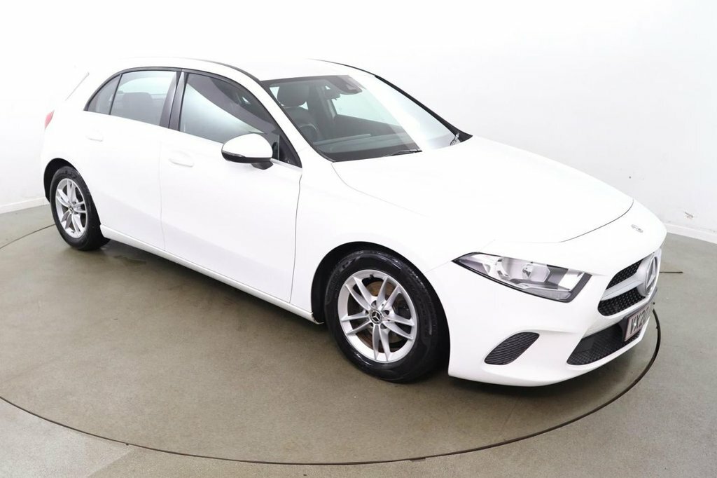 Mercedes-Benz A Class 1.3L Se VX20RUH White #3