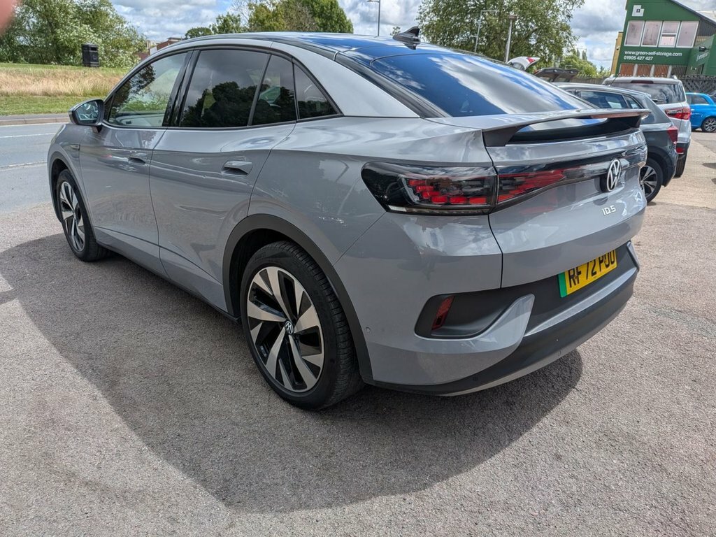 Volkswagen ID.5 Suv Grey #4
