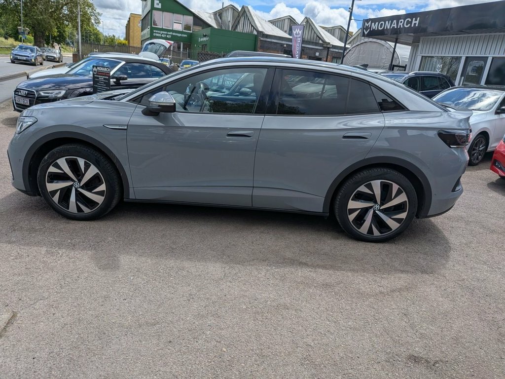 Volkswagen ID.5 Suv Grey #3