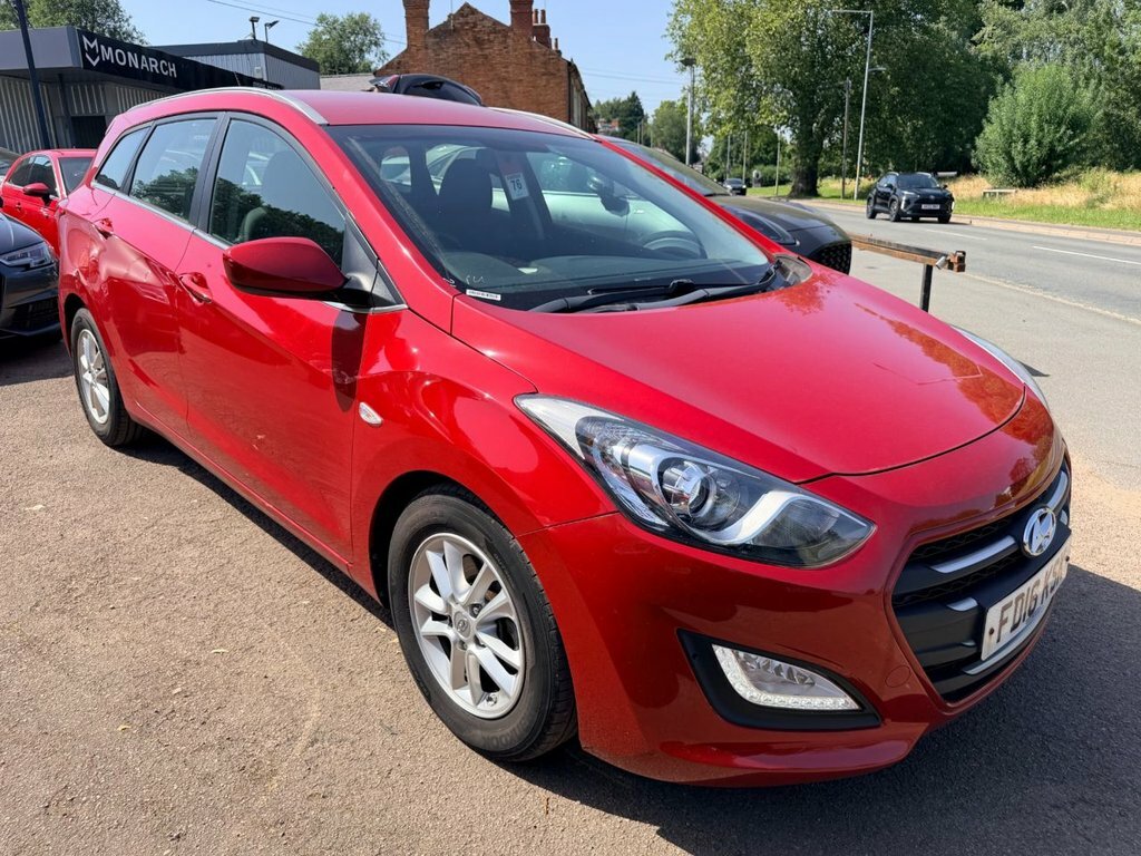 Hyundai I30 1.6L Se FD16KSK Red #3