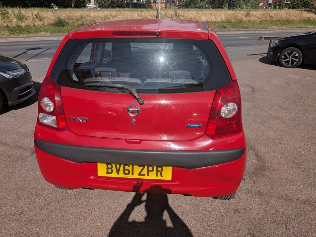 Nissan Pixo 1L N-tec Red #5