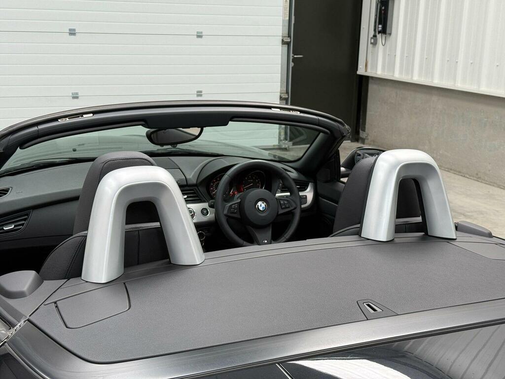 BMW Z4 18I 2.0 154 Bhp Convertible Red #32