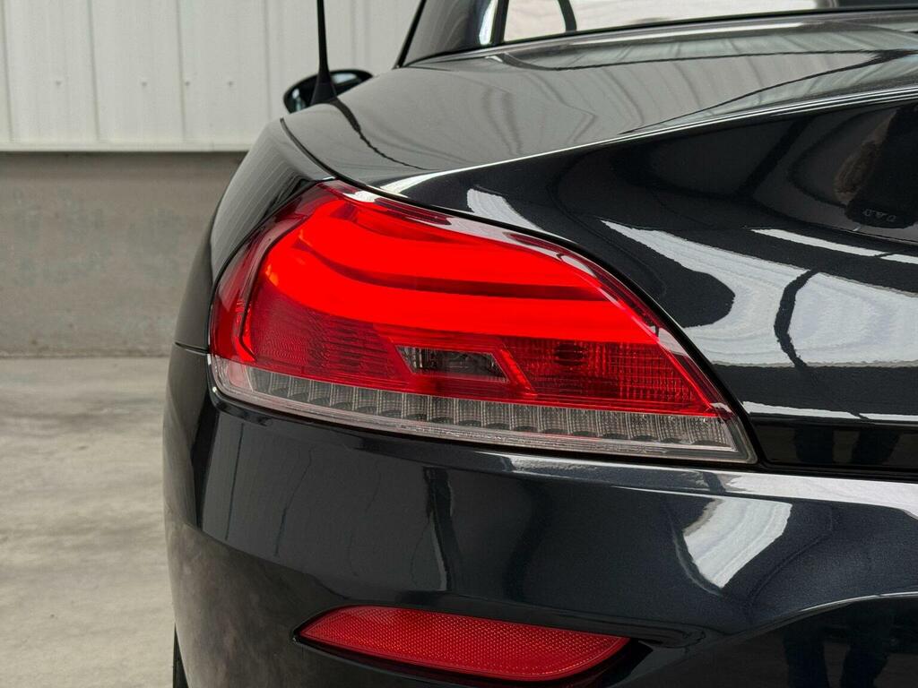 BMW Z4 18I 2.0 154 Bhp Convertible Red #26