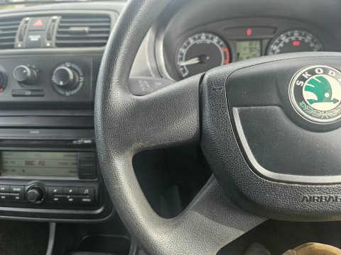 Skoda Fabia 1.2 Htp 12V Sport Silver #26