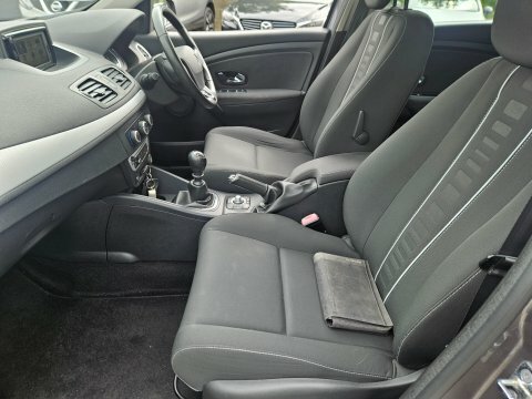 Renault Megane Dynamique Tomtom Energy Dci Ss 5-Door Silver #13