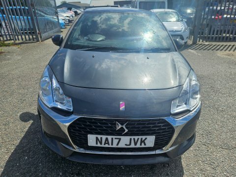 DS DS 3 Bluehdi Performance Line Grey