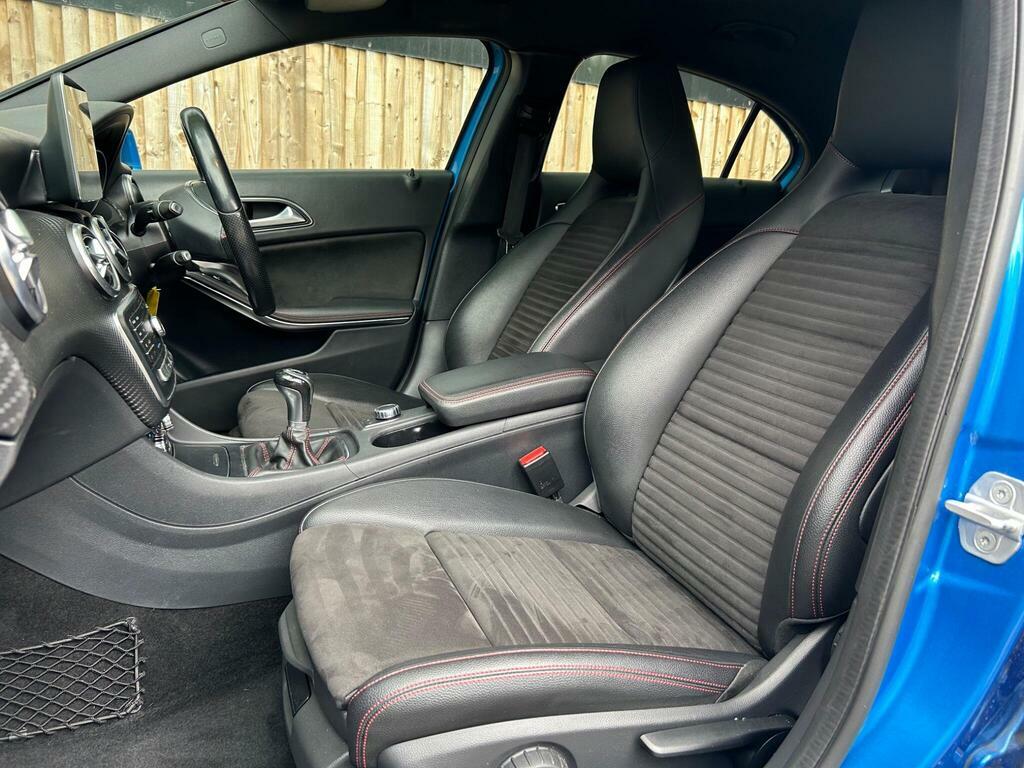 Mercedes-Benz A Class 2.1 A200d Amg Line Euro 6 S S Blue #4
