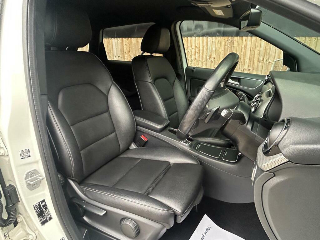 Mercedes-Benz B Class B250e Sport Premium White #3
