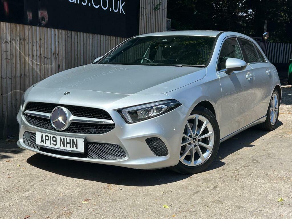 Mercedes-Benz A Class 1.5 A180d Sport Executive 7G-dct Euro 6 S S AP19NHN Silver #2