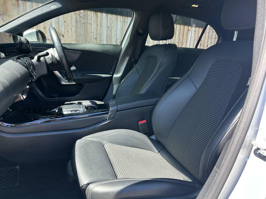 Mercedes-Benz A Class 1.5 A180d Sport Executive 7G-dct Euro 6 S S AP19NHN Silver #4