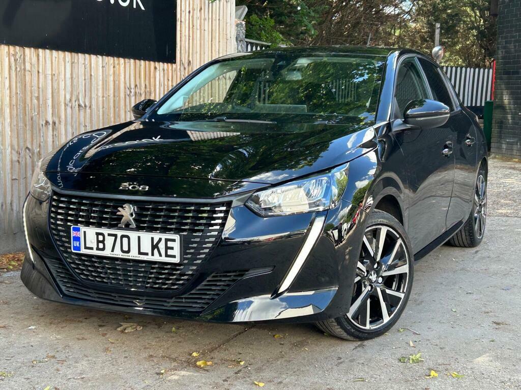 Peugeot 208 1.2 Puretech Allure Premium Eat Euro 6 S S Black