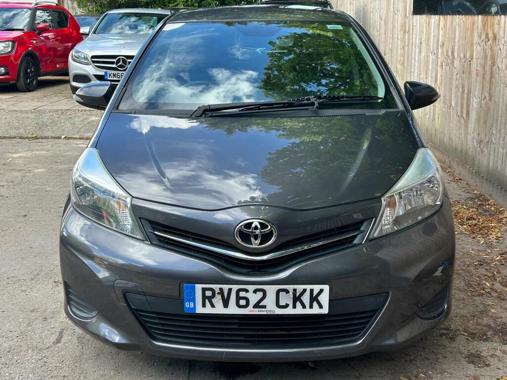 Toyota Yaris Automatic White #18