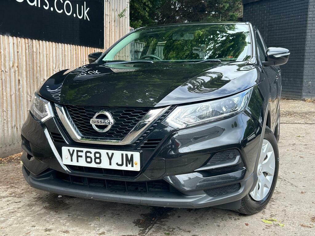 Nissan Qashqai 1.3 Dig-t Visia Euro 6 S S YF68YJM Black #2