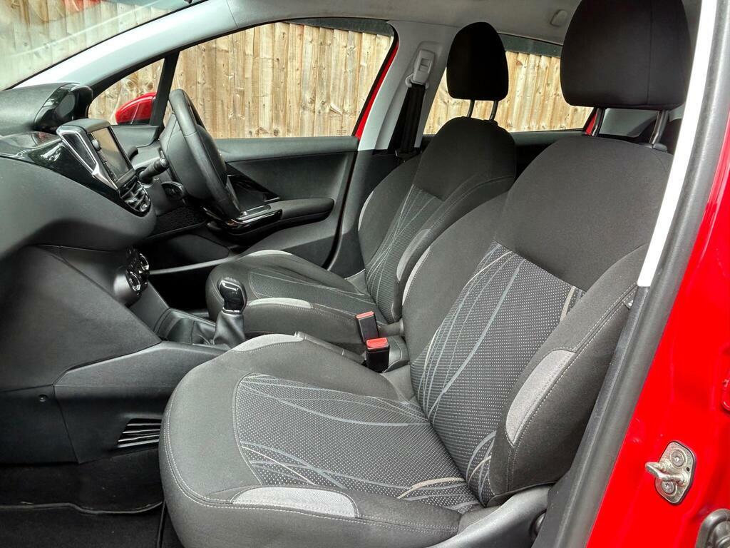 Peugeot 208 Hatchback Thp White #26