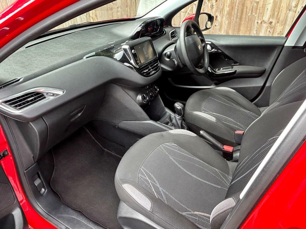 Peugeot 208 Hatchback Thp White #29