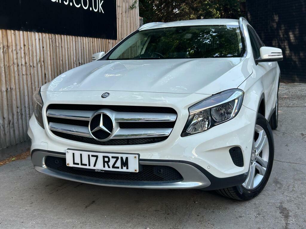 Mercedes-Benz GLA Class 2.1 Gla200d Sport Executive Euro 6 S S White #2