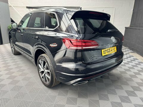 Volkswagen Touareg 3.0 Tdi V6 Black #4