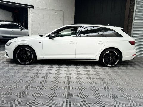 Audi A4 2.9 Rs 4 Tfsi Quattro Carbon Edition 444 Bhp Black #22