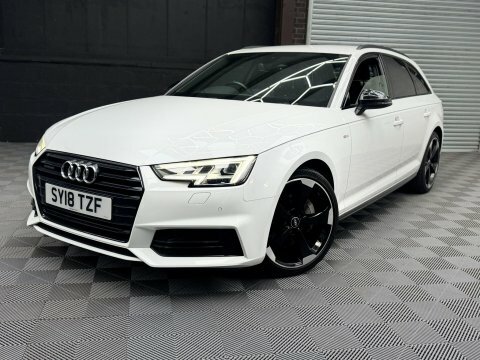 Audi A4 2.0 Tdi Black White #4