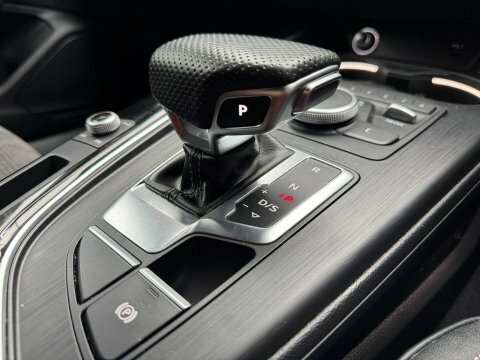 Audi A4 2.9 Rs 4 Tfsi Quattro Carbon Edition 444 Bhp Black #24