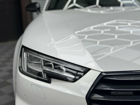 Audi A4 2.0 Tdi Black White #3