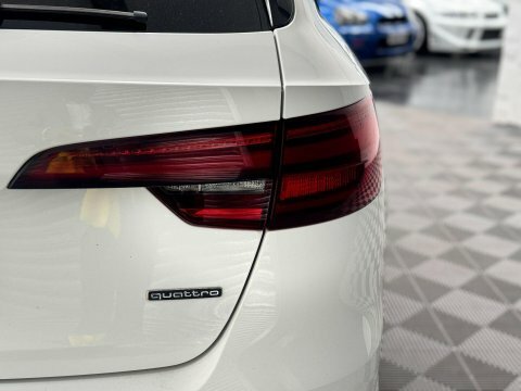 Audi A4 2.9 Rs 4 Tfsi Quattro Carbon Edition 444 Bhp Black #50