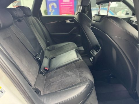 Audi A4 2.9 Rs 4 Tfsi Quattro Carbon Edition 444 Bhp Black #30