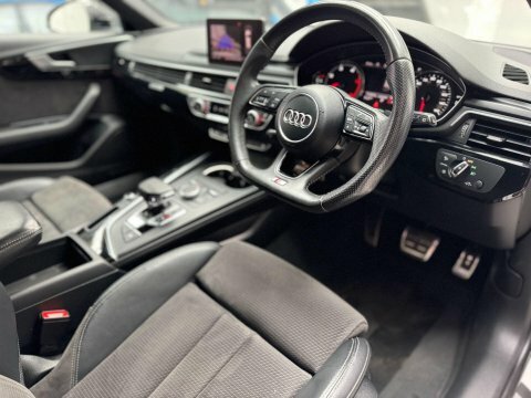 Audi A4 2.9 Rs 4 Tfsi Quattro Carbon Edition 444 Bhp Black #26