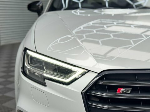 Audi S3 2.0 Tfsi Black White #3