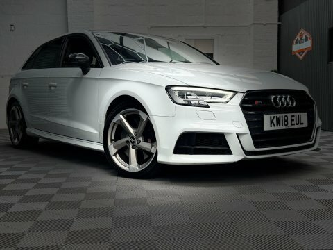 Audi S3 2.0 Tfsi Black White