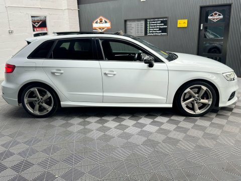 Audi S3 Black Edition Black #25