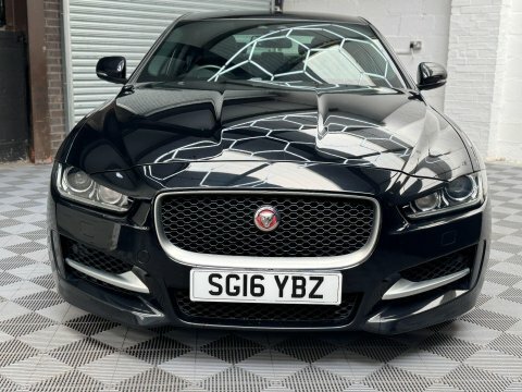 Jaguar XE 2.0D R-sport Euro Black #3