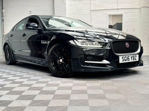 Jaguar XE 2.0D R-sport Euro Black