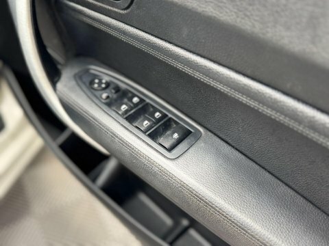 BMW 2 Series 218I Se Step Heated Front Seats White #26