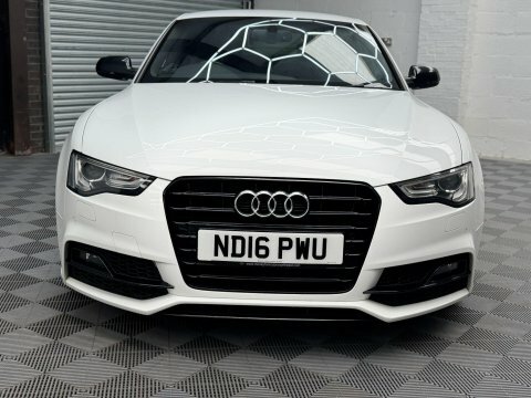 Audi A5 2.0 Tdi Black White #2
