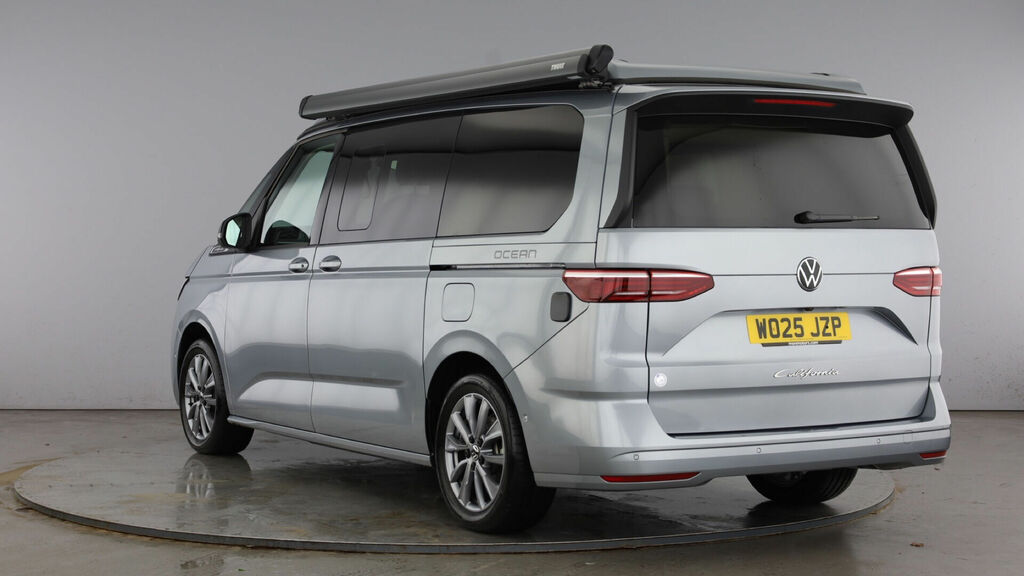 Volkswagen California 2.0 Tdi Ocean Dsg Euro 6 4-Door WO25JZP Silver #3
