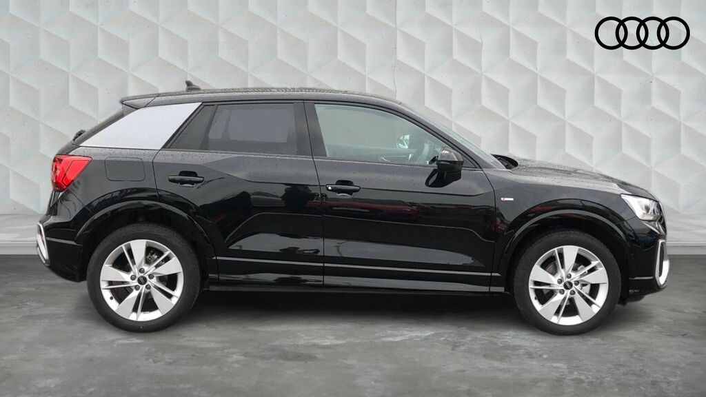 Audi Q2 1.0 Tfsi 30 S Line Euro 6 5-Door VK75URT Black #4