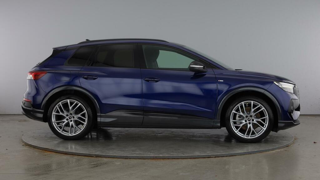 Audi Q4 E Tron 45 Black Edition 5-Door 82Kwh Blue #3